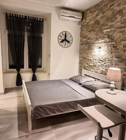 Apartment Amfiteatar PUY Eksteriør bilde